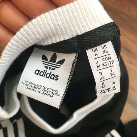 Adidas long sleeve - Picture 3 of 3